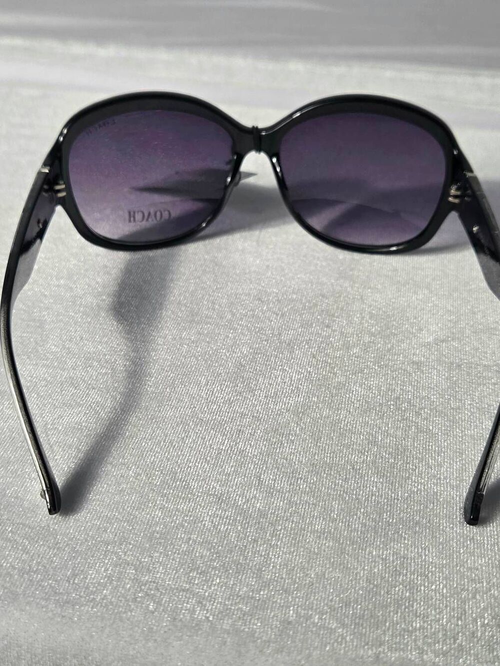 Coach Devyn S825 Signature Sunglasses New, Open, Damaged Box - Picture 3 of 12